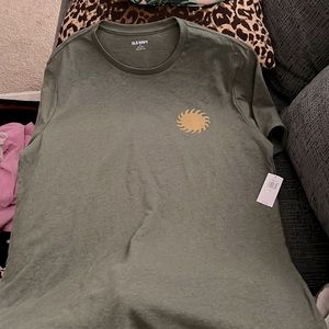 BNWT, Size M, Old Navy t-shirt, front and back designs